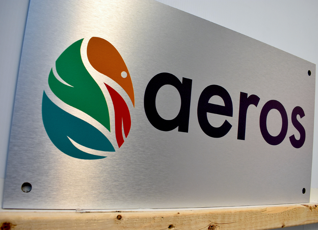 aluminum-aeros-wall-sign
